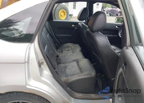 2011 Ford Focus Ses z USA, uszkodzony, nr VIN 1FAHP3GN8BW113766